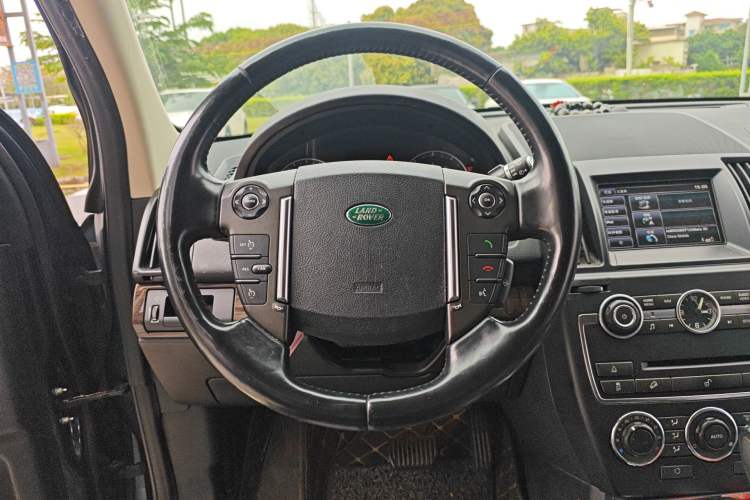 Used Land Rover Freelander 2 2013 2.0T Si4 SE Gasoline Edition Steering Wheel