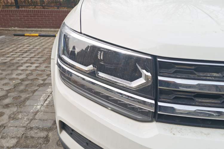 Used Volkswagen Tharu 2019 280TSI Two-Wheel Drive Luxury Version China VI Standard
