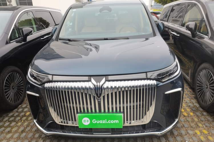 Used VOYAH Dream 2025 PHEV Four-Wheel-Drive Flagship Kunpeng Edition Front