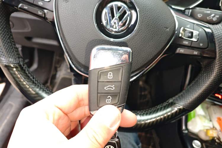 Used Volkswagen Passat 2020 330TSI Elite Edition China VI
