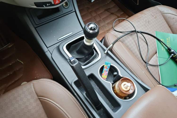 Used BYD S7 2017 1.5T Manual Luxury Model Gear Lever