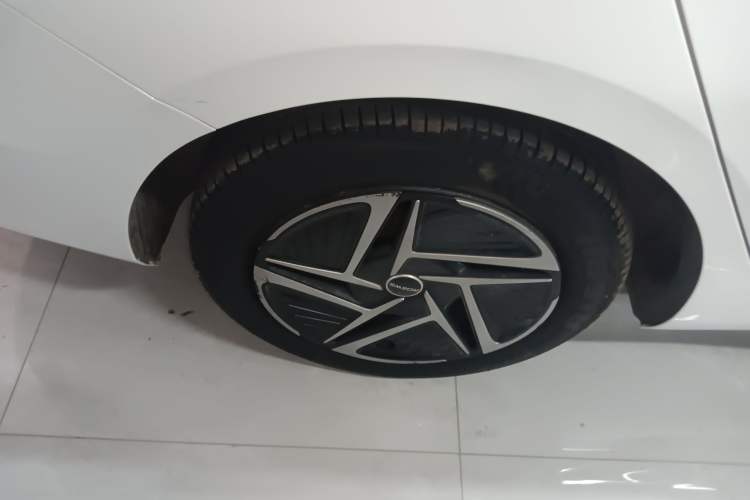 Used Roewe D6 2025 450 km Premium Edition
