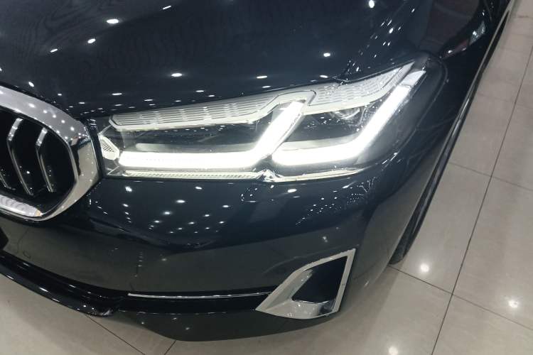 Used BMW 5 Series 2022 Second Facelift 525Li Luxury Package
