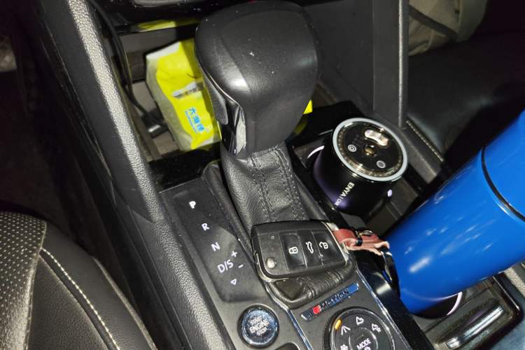 Used Volkswagen Teramont 2017 380TSI Four-Wheel Drive Luxury Edition Gear Lever