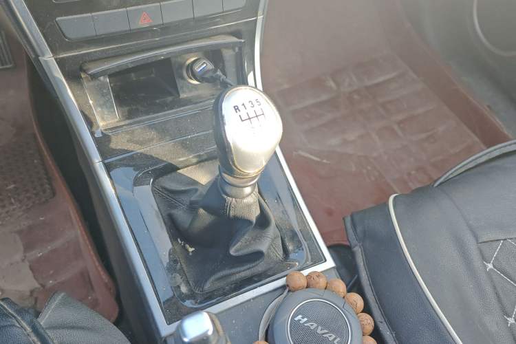 Used Haval H2 2016 Red-Label 1.5T Manual Two-Wheel Drive Comfort Model
