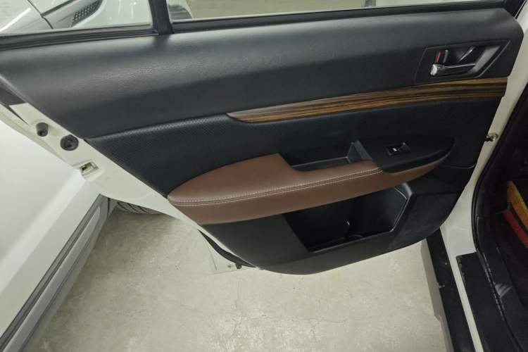 Used Subaru Outback 2014 2.5i Yashang Smart Edition