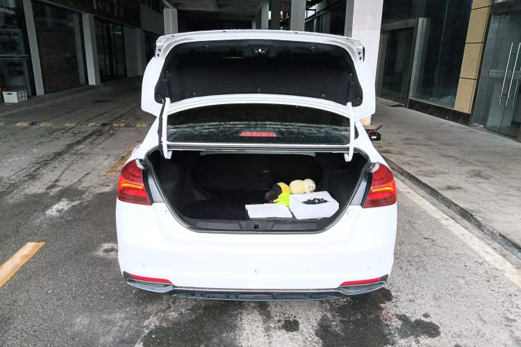 Used Geely Auto Emgrand 2018 1.5L CVT Upward Connect Edition
