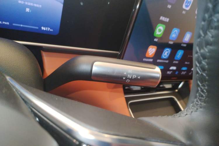 Used Hima AITO M7 2026 Model Range-Extending Ultra All-Wheel Drive 5-Seater Version Gear Lever