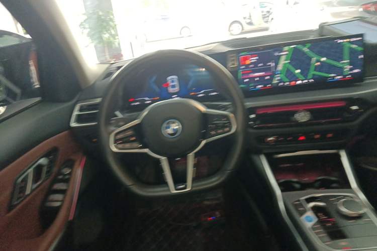 Used BMW i3 2025 eDrive 35 L
