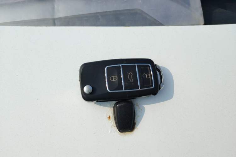 Used Brilliance Xinri i03 2021 318 km 31.45 kWh
