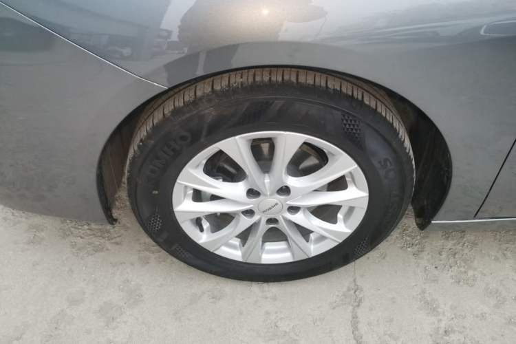 Used Roewe i5 2026 Model 1.5L Manual Comfort Version