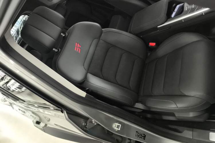 Used JETOUR Traveler 2023 2.0T All-Wheel-Drive CrossPRO