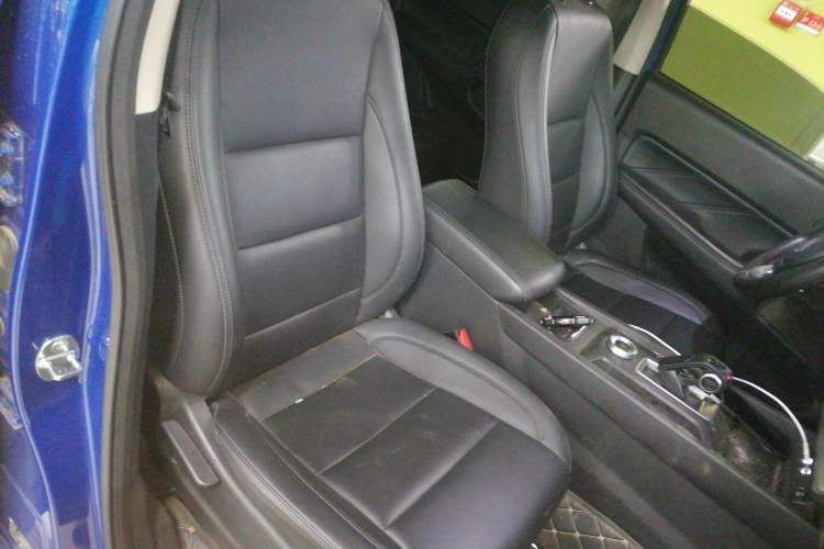 Used Great Wall Poer 2023 2.0T Commercial Version Automatic Diesel 4x4 Elite Long-Box GW4D20M Right Front Seat