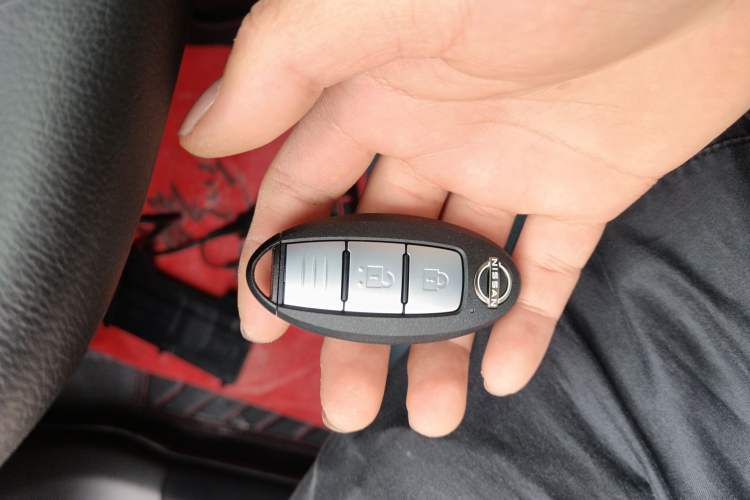 Used Nissan X-Trail 2025 Honor 2.0L Two-Wheel Drive Leading Edition Vehicle Key