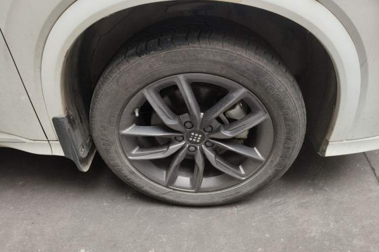 Used Landian E5 2023 1.5L DE-i 100KM Comfort Edition 7-Seater