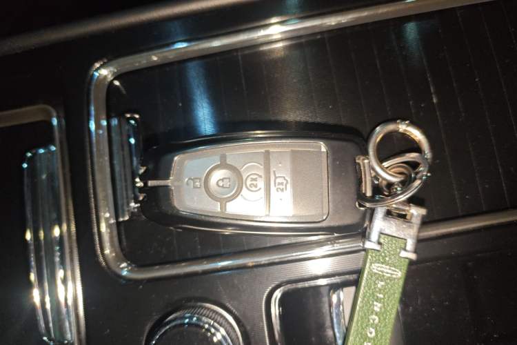 Used Lincoln Corsair 2022 2.0T Two-Wheel Drive Luxury Edition