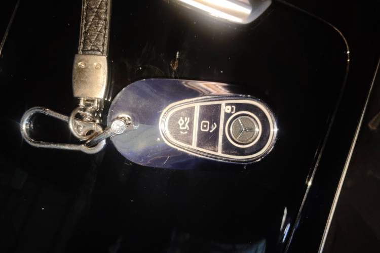 Used Mercedes-Benz EQE SUV 2023 350 4MATIC Luxury Edition Vehicle Key