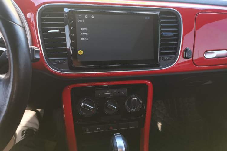 Used Volkswagen Beetle 2018 180TSI Shangle Model
