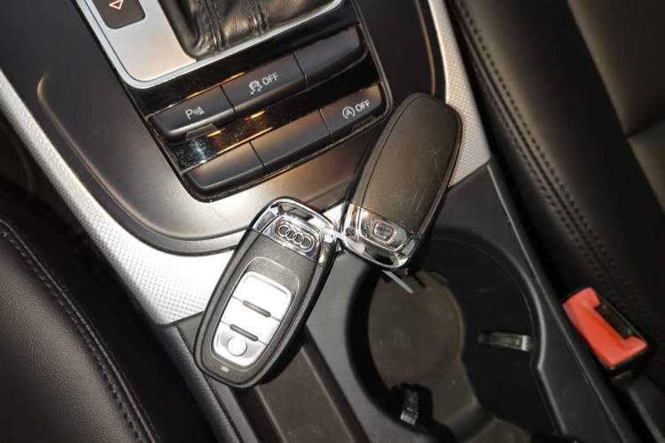 Used Audi A4L 2015 35 TFSI Automatic Standard Model
