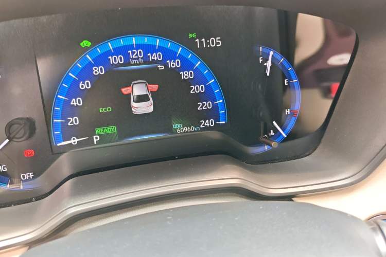 Used Toyota Corolla 2019 Dual-Engine 1.8L E-CVT Flagship Edition Odometer Close Up