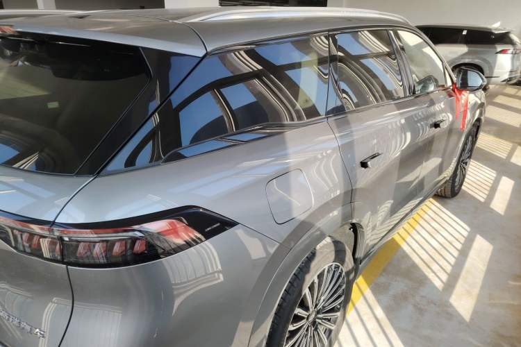 Used Chery Tiggo 9 C-DM 2025 1.5T 106KM Ultra-Comfort Edition 5 Seats Lithium-NMC
