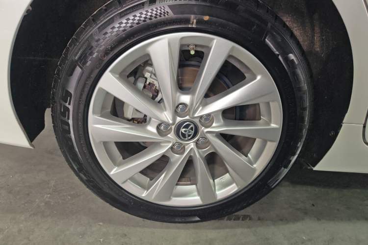 Used Toyota Camry 2021 2.0G Luxury Edition Right Rear Wheel Hub
