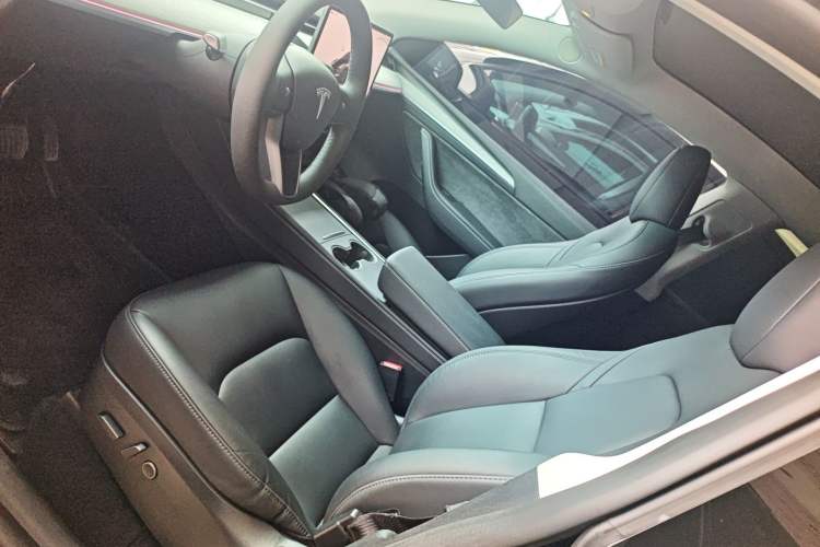 Used Tesla Model Y 2024 Rear-Wheel-Drive Version Left Front Seat