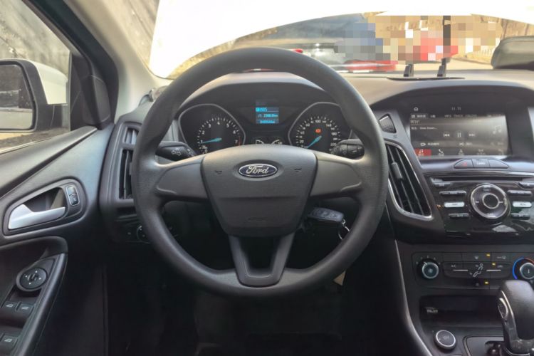 Used Ford Focus 2015 Hatchback 1.6L Automatic Comfort Model
