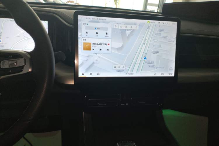 Used GAC Trumpchi GS8 2025 Linghang Series 2.0 TGDI Two-Wheel-Drive Luxury Edition 5 Seats
