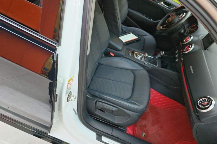 Used Audi A3 2020 Sportback 35 TFSI Fashion Edition China VI Emission Standard