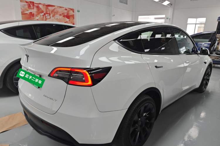 Used Tesla Model Y 2021 Long-Range All-Wheel-Drive Version Rear Right 45 Deg