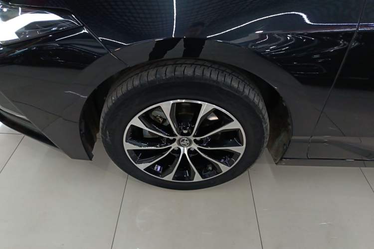 Used Toyota Avalon 2023 2.5L Luxury Edition
