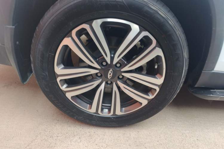 Used Chery Tiggo 8 2020 290TGDI Automatic Luxury Edition Right Rear Wheel Hub