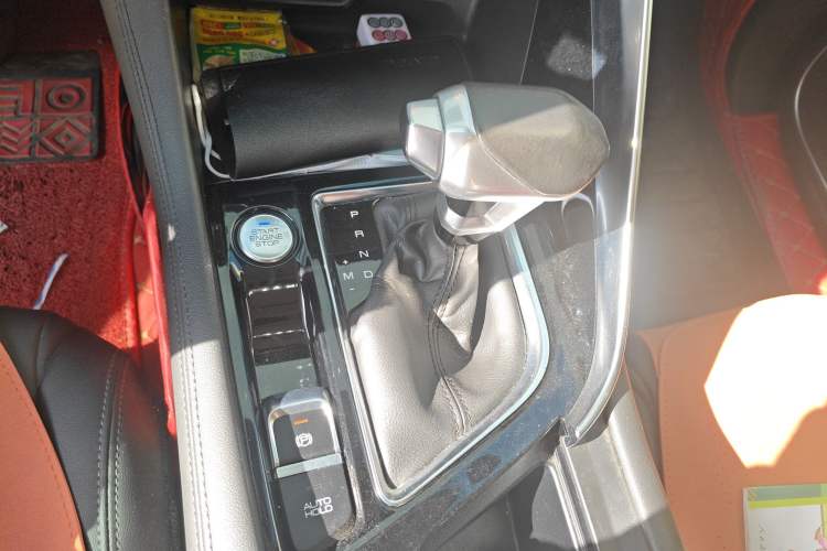 Used Dongfeng Aeolus AX7 2019 1.6T Automatic AI Navigation Model China V Standard
