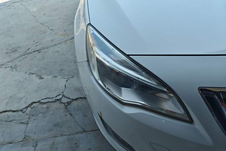 Used Buick GT 2014 XT 1.6L Manual Entry-Level Model
