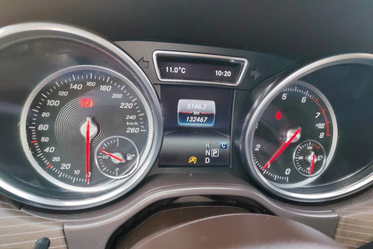 Used Mercedes-Benz GLE 2019 GLE 320 4MATIC Dynamic Edition Prestige Model Odometer Close Up