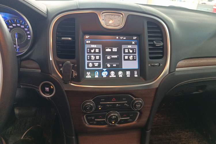 Used Chrysler 300C 2016 3.0L Supreme Edition