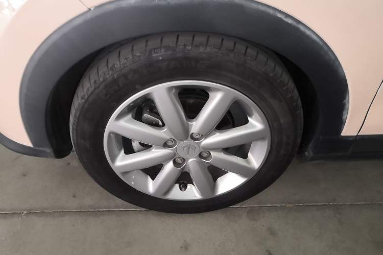 Used Leapmotor T03 2023 403 Lite Edition Left Front Wheel Hub