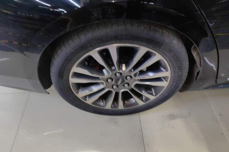 Used Lincoln Continental 2017 3.0T Four-Wheel Drive Prestige Edition Exterior 5