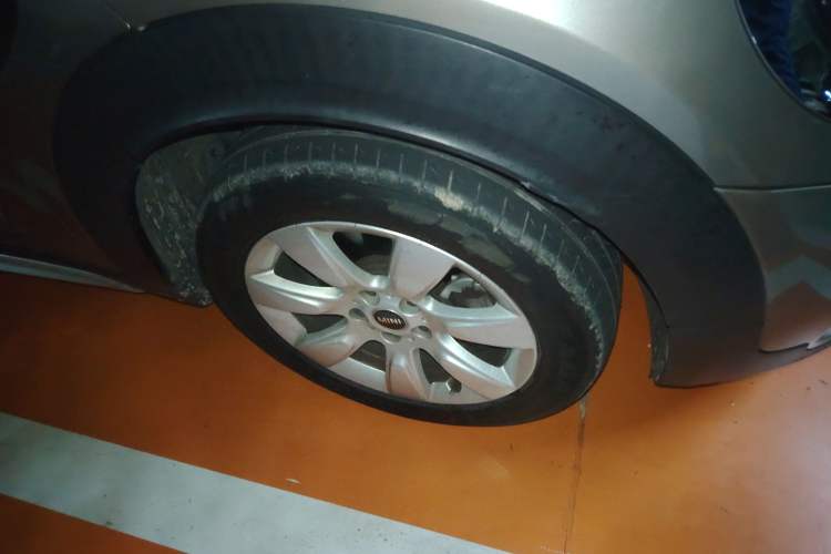 Used MINI Countryman 2017 1.5T COOPER ALL4 Right Front Wheel Hub