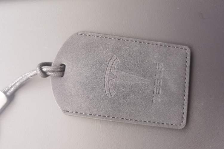 Used Tesla Model Y 2025 Rear-Wheel-Drive Version Vehicle Key