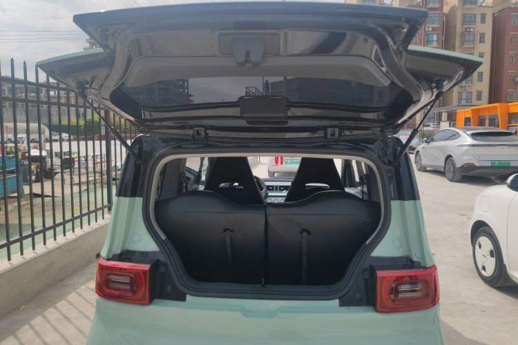 Used Wuling Hongguang MINIEV 2022 Macaron Premium Model – Lithium Iron Phosphate Trunk