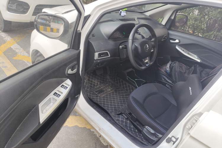 Used JMEV E200L 2018 E200L Standard Model (250 km)