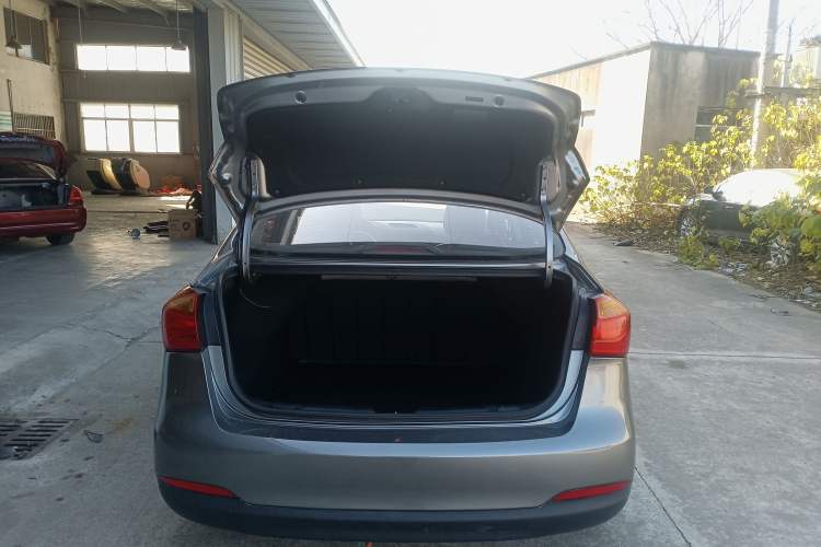 Used Kia K3 2013 1.6L Manual GL