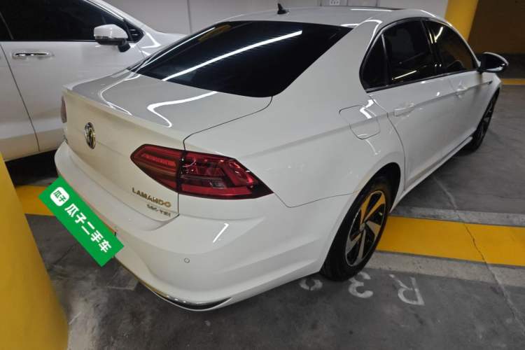 Used Volkswagen Lamando 2019 230TSI DSG Vision Edition China VI Standard Rear Right 45 Deg