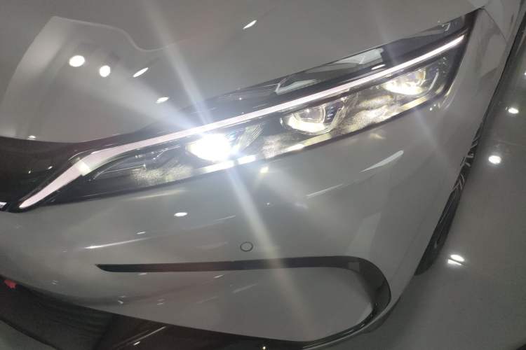 Used BYD Han 2025 EV with 701 km of Laser Radar-Enabled Intelligent Driving