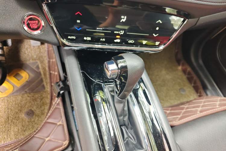 Used Honda Vezel 2019 220 TURBO CVT Luxury Edition China VI
