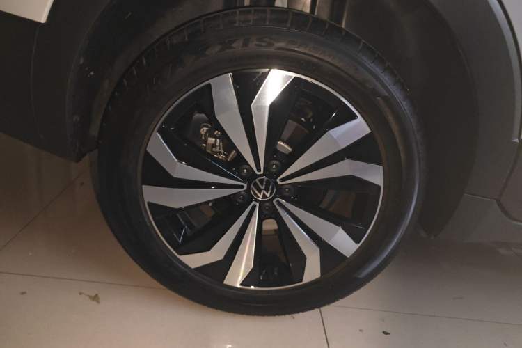 Used Volkswagen Tharu 2026 Model Xinrui 1.5L Ruiyi Edition
