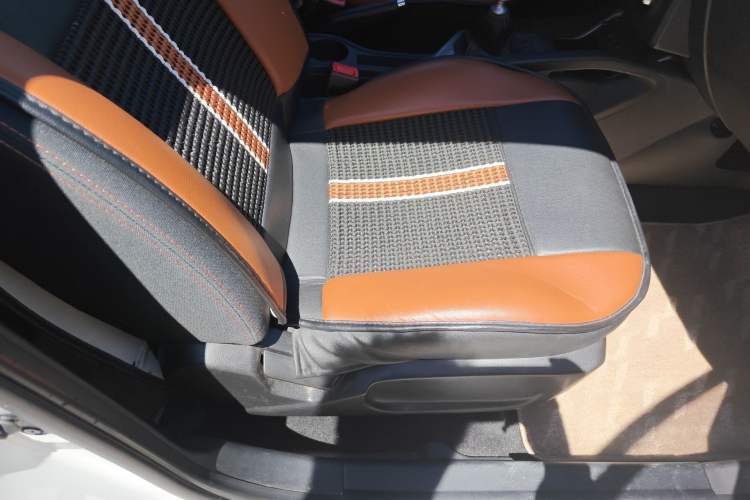 Used JAC Group Refine S3 2014 1.5L Manual Luxury Model