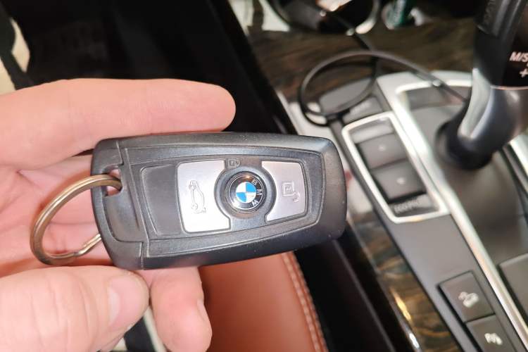 Used BMW X3 2013 Facelifted xDrive20i Luxury Edition
